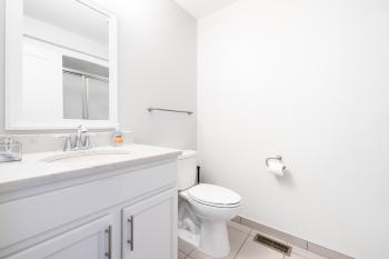 Luxury Downtown Townhome Unit 7, Cleveland (photo 4)