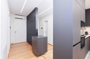 Downtown Luxe Retreat- Konventná, Bratislava (Foto 4)