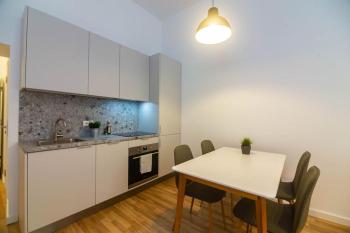 Elegant 2-Bedroom Retreat Near Old Town, Riga (foto 5)