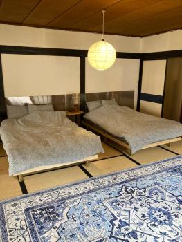 小グループ専門貸切一軒家 騒げる宿 観光スポット徒歩圏内 小諸駅歩2分揚羽屋 Specializing in small groups, Party OK, Walking to tourist spots, Vacation Rental House 2 min from Komoro sta, Komoro (фото 4)
