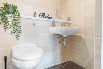 Waterfront Luxury Apartment, Liverpool (photo 2)