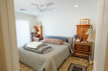 7 bedroom home with fenced yard, Las Vegas (foto 3)