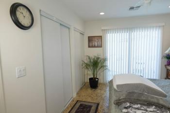 7 bedroom home with fenced yard, Las Vegas (foto 4)