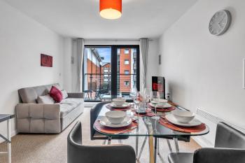 Central Suite Near Mailbox, King Bed, Ping Pong, Netflix, Sleeps 4, Birmingham (fotografie 2)