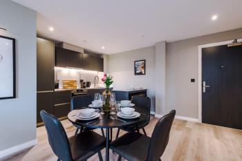Premium 3 Bed Apartment City Centre - Free Parking, Leeds (foto 4)