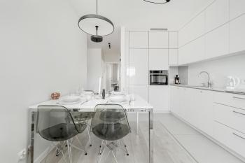 Miedziana Bright Apartment with Balcony and Parking Wroclaw by Noclegi Renters, Breslau (Foto 4)