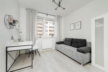 Miedziana Bright Apartment with Balcony and Parking Wroclaw by Noclegi Renters, Breslau (Foto 5)