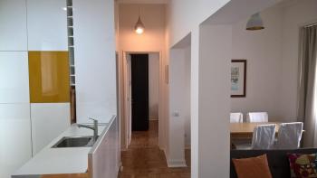 Alex Home, Lisabon (fotografie 2)