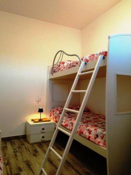 Comfy flat with terrace by the pool, Розолина-Маре (фото 2)