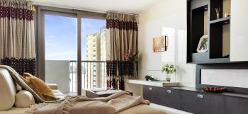 ExCel Centre 2 Bedroom Flat in East London, London (photo 3)