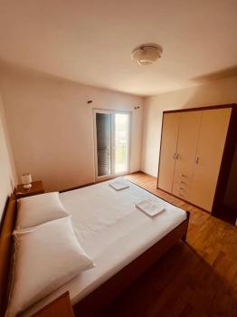 spacious apartment with view, Primošten (zdjęcie 5)