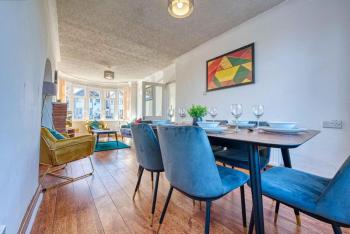 Spacious 3BR Home with Driveway Near NEC & Airport, Birmingham (fotografie 4)