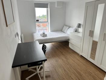 Cosy Budget En-suites, Optional Kitchen, Liverpool, Liverpool (photo 2)