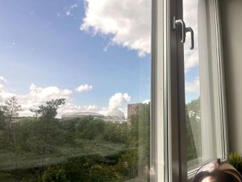 Trerumslägenhet centralt belägen med bubbelpool, Stockholm (fotografie 3)