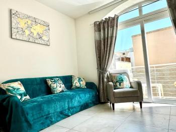 Bright & Central with Parking, Indoor Pool & Gym, St Paul's Bay (foto 2)