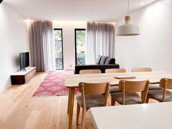 Modern, Charming, Spacious 3-Bedroom Retreat in Brooklyn with Rem-casa, Brooklyn (foto 2)