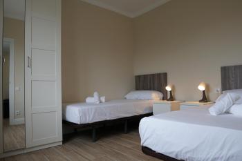 RIUS33 - Huge & Spacious Apartment in Montjuic, Barcelona (Foto 4)
