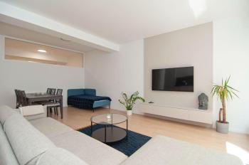 Beautiful apartment (80m2) with a large terrace, Bratislava (fotografie 2)
