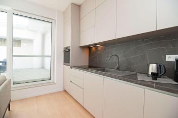 Beautiful apartment (80m2) with a large terrace, Bratislava (fotografie 3)