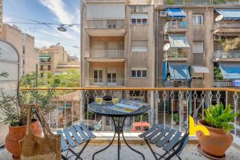 Chic Athens Retreat Near Acropolis, Metro & MoMa! 1, Atene (foto 2)