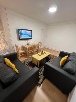 Luxurious 1 Bed Central London, London (photo 4)