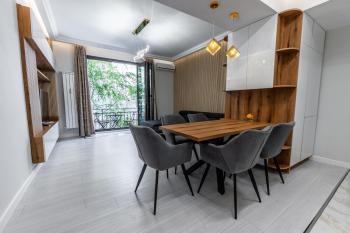 Vitoshka Luxury 2-BR Retreat by BulgarianHomes, Sofia (Foto 2)