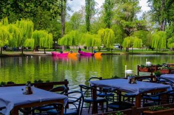 2BR Lakeside & Panoramic Balcony - Pogradec, Lake Ohrid, Pogradec (photo 2)