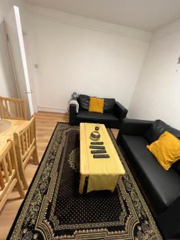 Luxurious 1 Bed Central London, London (photo 3)