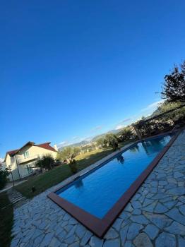 Private Hillside Villa near TEG Full Privacy, Tirana (fotografie 5)