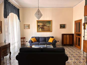 Maman Suite, city center near Molo Beverello, Neapel (Foto 3)