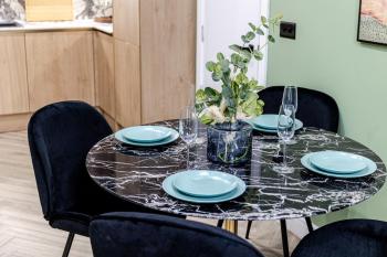 Amazonian Luxury Family Home MCR City Centre Etihad Free Parking, Manchester (photo 5)