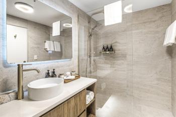 Luxurious Harbour View Apartment in Downtown, Auckland (photo 3)