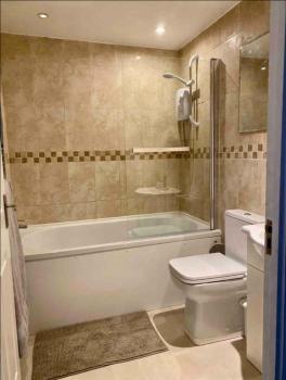 Kingmaker House, Free Driveway Parking and Garden! Fully Equipped, Sleeps 5 Guests, Northampton (Foto 4)