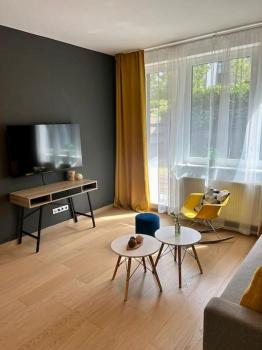 Garden appt - 40m2 terrace, free garrage parking, Bratislava (fotografie 5)