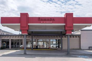 Ramada by Wyndham Thunder Bay Airlane Hotel, Thunder Bay (photo 5)