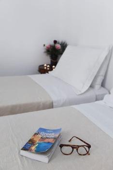Calderimi, a cosy,warm and renovated house in Fira, Fira (foto 4)