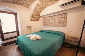 HOME 5 - Alcova, Putignano (Foto 2)