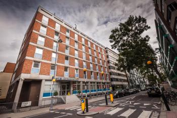 LSE Carr-Saunders Hall, Londyn (zdjęcie 2)