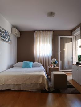 Apartments with WiFi Split - 12072, Split (photo 3)