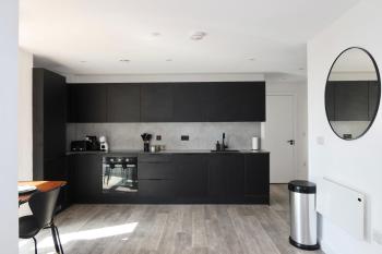 Luxury Apartment by Noire Property, Manchester (photo 2)