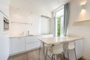 Beautiful Modern Apartment in the Heart of Antwerp, Amberes (foto 5)