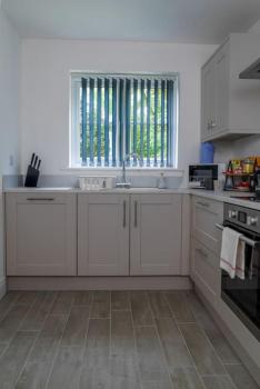 Durham - Long Stays, Contractors, Central, Durham (photo 4)