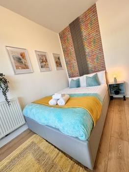 R1 - Newly Renovated Private Room with its own kitchenette in shared house by QE Hospital, Birmingham (photo 2)