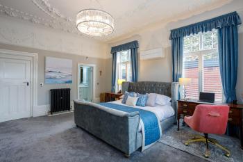 Tranquil Apartment in Merseyside, Liverpool (photo 2)