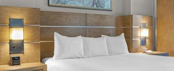 Beautiful Hotel in Desert Blue 1BD Deluxe near The Strip, Las Vegas (photo 3)