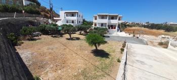 Με θέα τον όρμο της Βάρης, Vari (Foto 2)