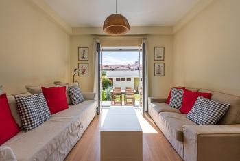 GuestReady - City & Beach Garden Home, Porto (photo 3)