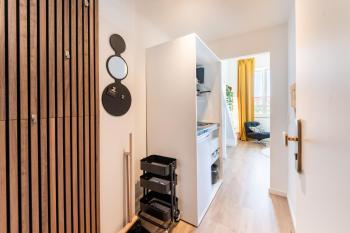 D52 - DAS BUSINESSAPARTMENT --- 2 Minuten vom Flughafen entfernt, Drážďany (fotografie 3)