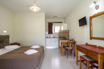Studios Rania - Rania Studios & Apartments, Lassi (foto 4)