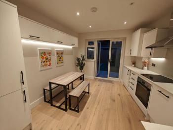 Luxury 1-Bed Flat in Acton, Londyn (zdjęcie 3)